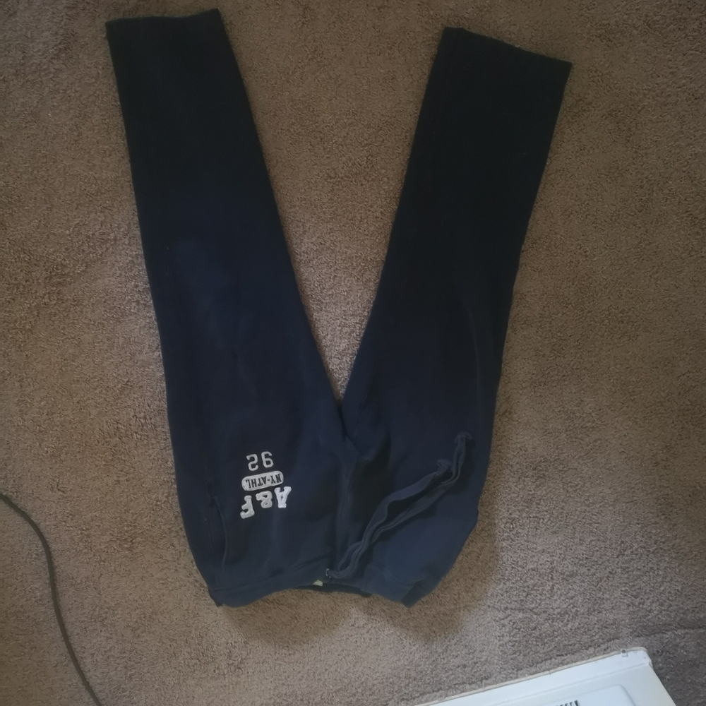 a&f sweatpant